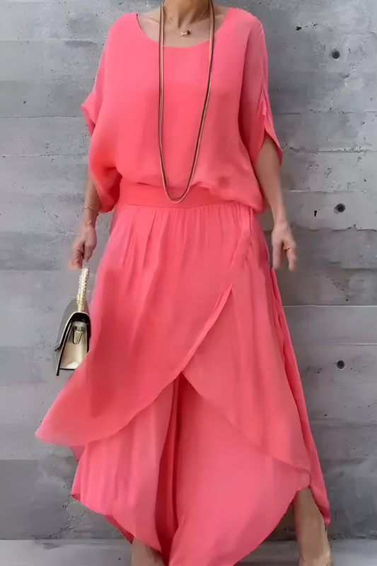 Carlotte™ | Løstsiddende top og vide bukser med slids – todelt sæt i chiffon