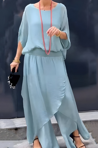 Carlotte™ | Løstsiddende top og vide bukser med slids – todelt sæt i chiffon